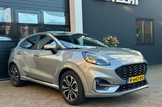 Ford Puma (2021) thumbnail 2