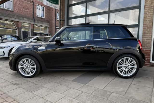 MINI Cooper S (2014) thumbnail 3
