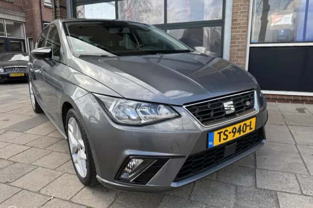 SEAT Ibiza (2018) thumbnail 2