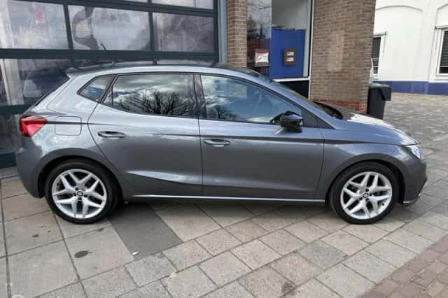 SEAT Ibiza (2018) thumbnail 4