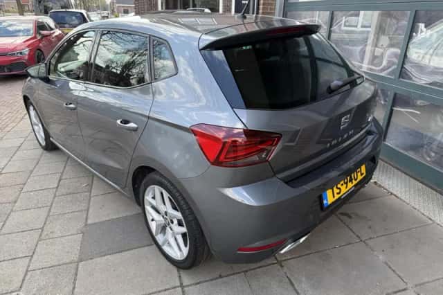 SEAT Ibiza (2018) thumbnail 5