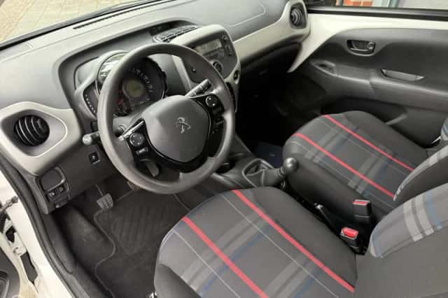 Peugeot 108 (2016) thumbnail 6