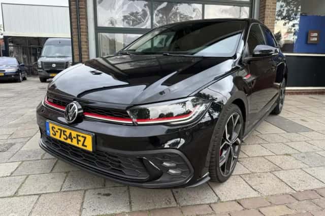 Volkswagen Polo (2022) thumbnail 1