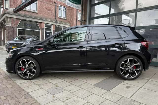Volkswagen Polo (2022) thumbnail 3