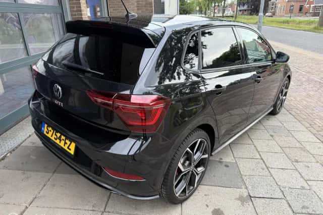 Volkswagen Polo (2022) thumbnail 6