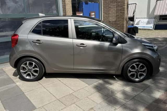 Kia Picanto (2020) thumbnail 4
