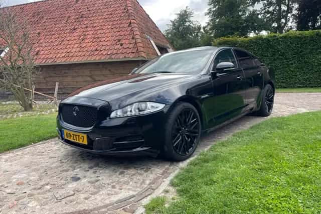 Jaguar XJ (2013) thumbnail 5