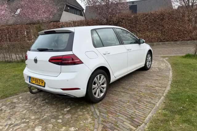 Volkswagen Golf (2019) thumbnail 5