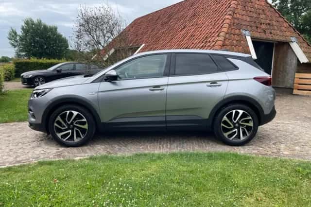 Opel Grandland (2020) thumbnail 2