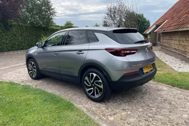 Opel Grandland (2020) thumbnail 3
