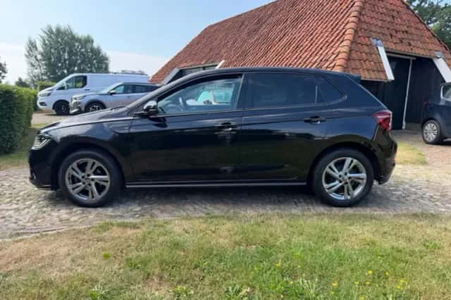 Volkswagen Polo (2022) thumbnail 3
