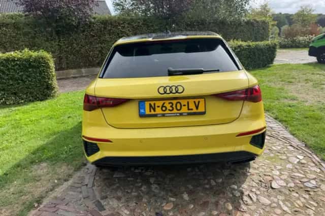 Audi A3 (2021) thumbnail 4