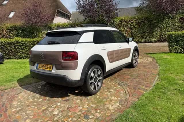 Citroën C4 Cactus (2015) thumbnail 6