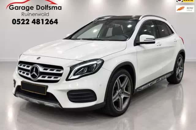 Mercedes-Benz GLA-Klasse (2017) thumbnail 1