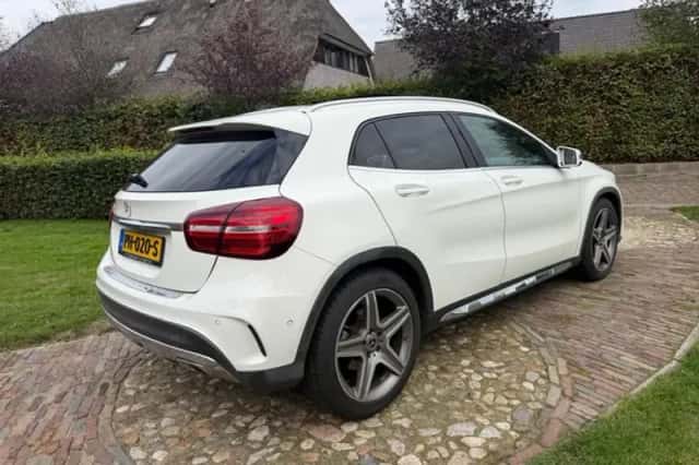 Mercedes-Benz GLA-Klasse (2017) thumbnail 5
