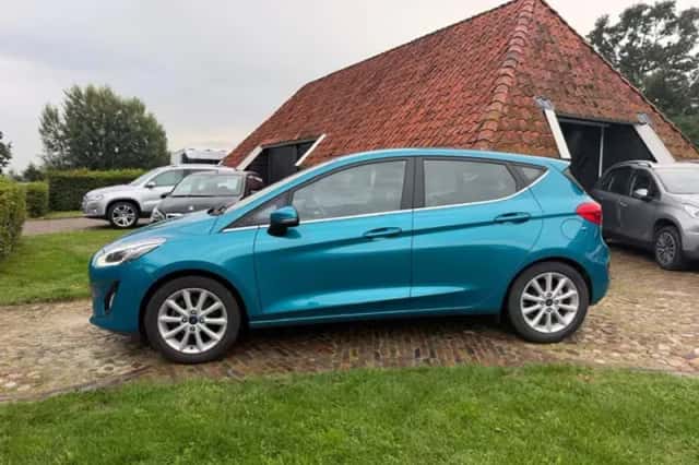 Ford Fiesta (2017) thumbnail 2