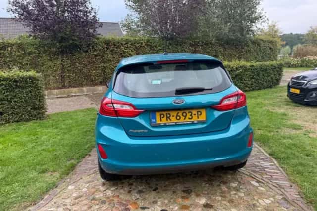 Ford Fiesta (2017) thumbnail 4
