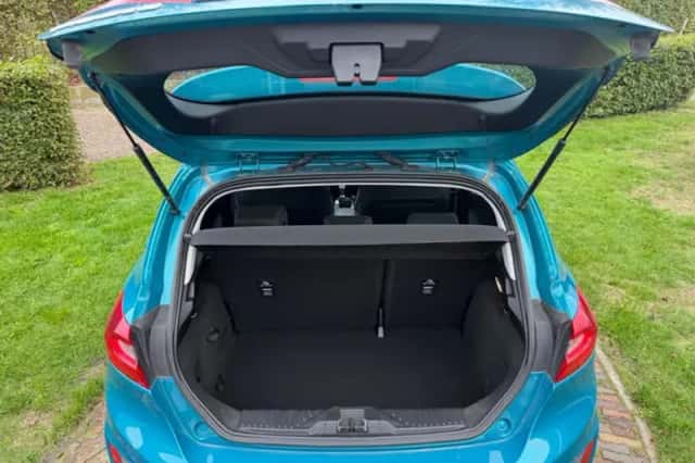 Ford Fiesta (2017) thumbnail 5