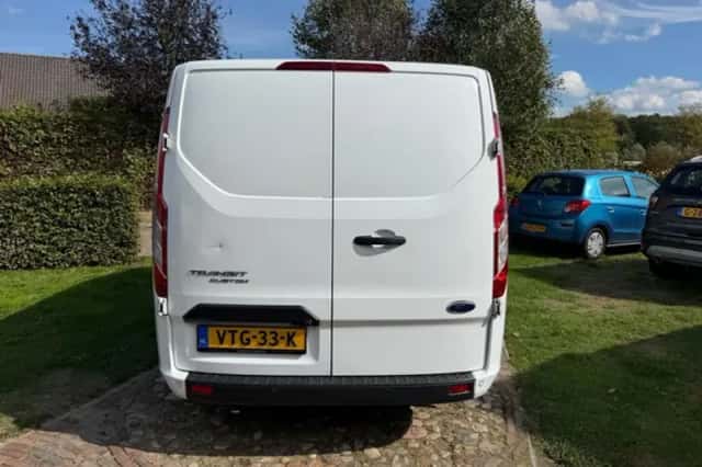 Ford Transit Custom (2022) thumbnail 4