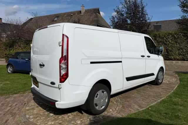 Ford Transit Custom (2022) thumbnail 5