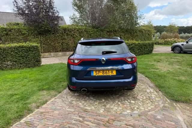 Renault Mégane (2018) thumbnail 4