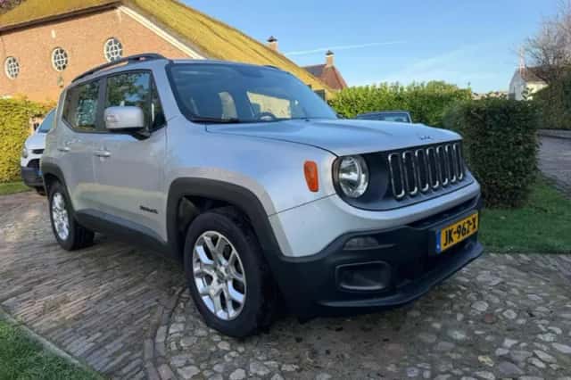 Jeep Renegade (2016) thumbnail 5