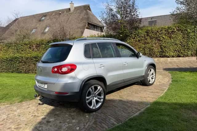 Volkswagen Tiguan (2009) thumbnail 5