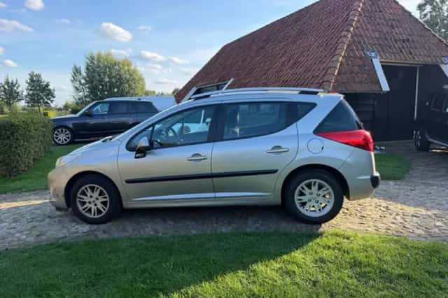 Peugeot 207 (2008) thumbnail 2