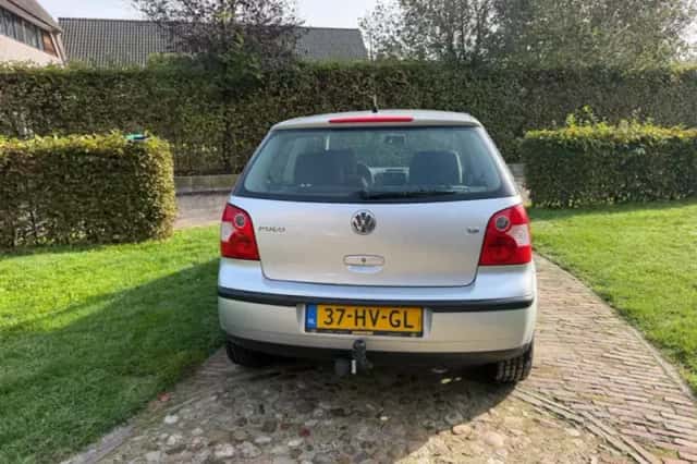 Volkswagen Polo (2002) thumbnail 4