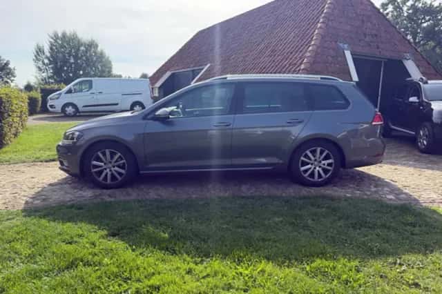 Volkswagen Golf (2019) thumbnail 2