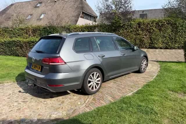 Volkswagen Golf (2019) thumbnail 4