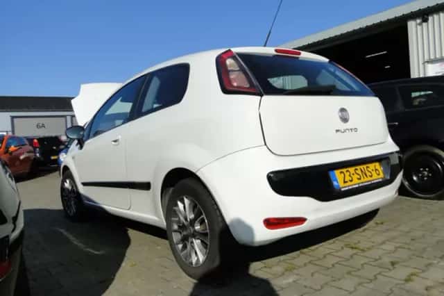 Fiat Punto Evo (2011) thumbnail 4