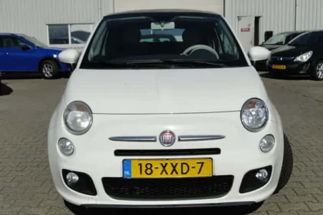 Fiat 500 (2012) thumbnail 2
