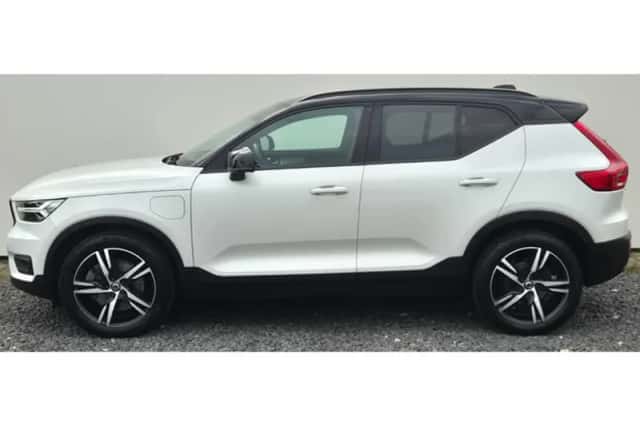 Volvo XC40 (2021) thumbnail 2