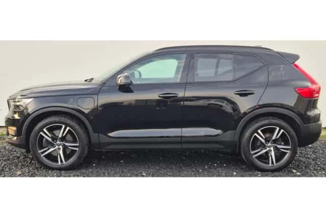 Volvo XC40 (2021) thumbnail 2