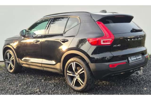 Volvo XC40 (2021) thumbnail 3