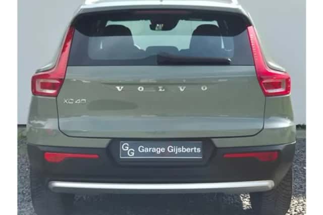 Volvo XC40 (2022) thumbnail 4