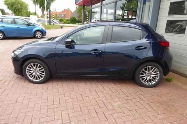 Mazda 2 (2020) thumbnail 5