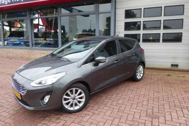 Ford Fiesta (2020) thumbnail 1