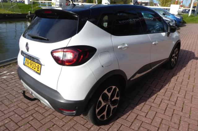 Renault Captur (2019) thumbnail 3