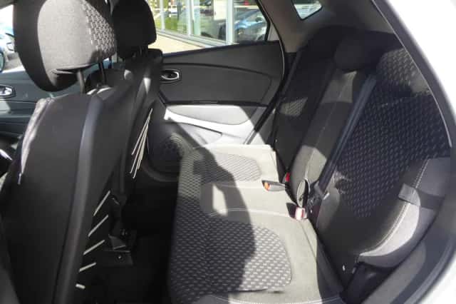 Renault Captur (2019) thumbnail 6