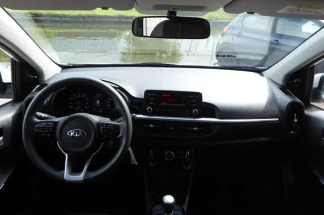 Kia Picanto (2021) thumbnail 2
