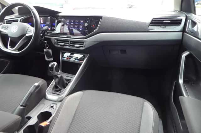 Volkswagen Polo (2022) thumbnail 4
