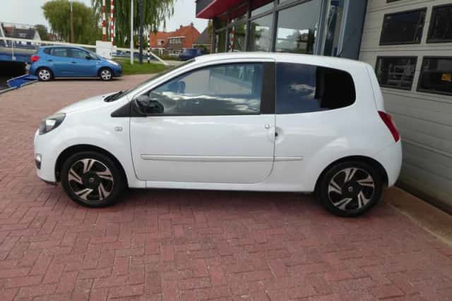 Renault Twingo (2014) thumbnail 5