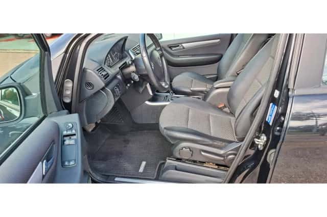 Mercedes-Benz A-Klasse (2011) thumbnail 6