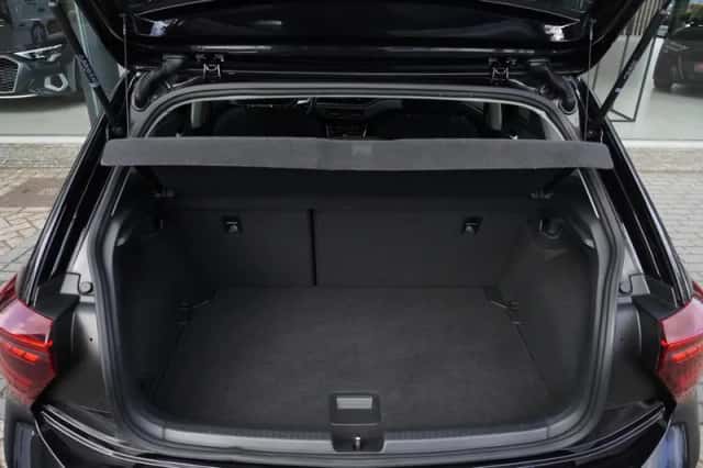Volkswagen Polo (2022) thumbnail 5