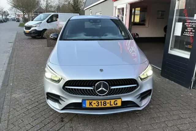 Mercedes-Benz B-Klasse (2021) thumbnail 2