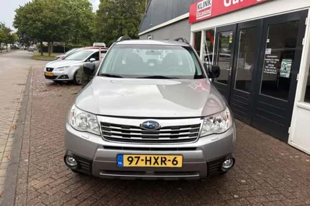Subaru Forester (2009) thumbnail 2