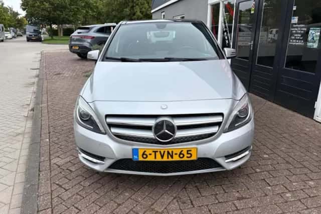 Mercedes-Benz B-Klasse (2014) thumbnail 2