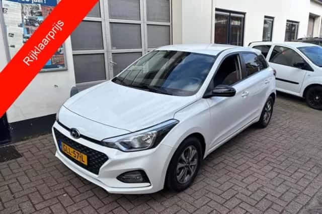 Hyundai i20 (2020) thumbnail 1